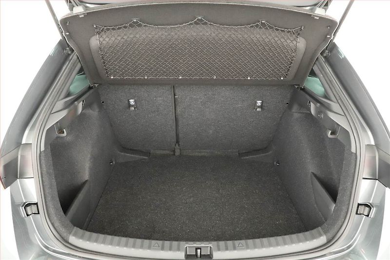 Škoda Scala (2026) 1.0 TSI, Monte Carlo - fotka 19 z 20
