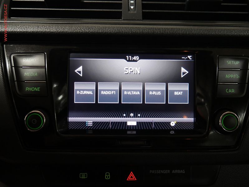 Škoda Fabia (2019) 1.0 TSi, ČR, AC, tempo, park - fotka 14 z 18