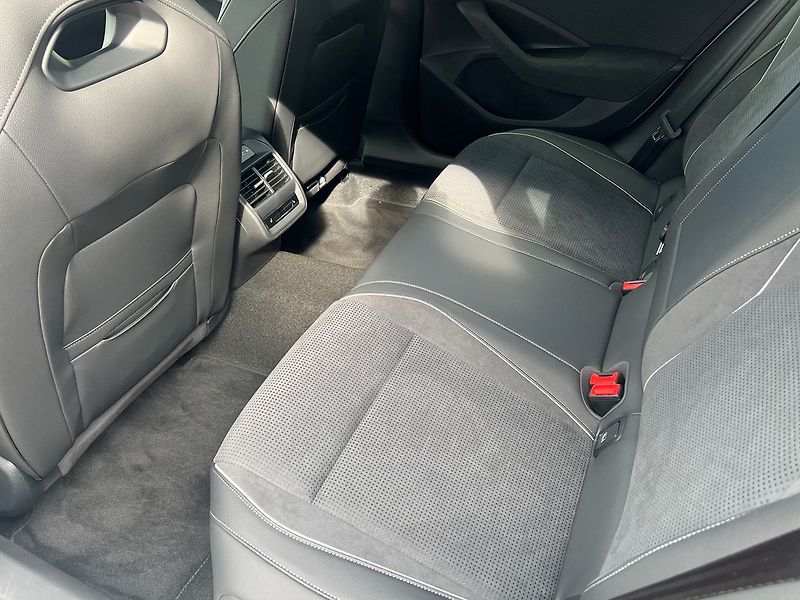 Škoda Superb Sportline  2,0TDI 142kW DSG 4x - fotka 6 z 8