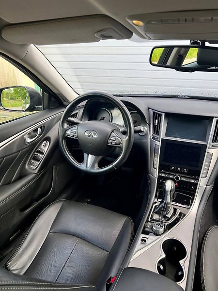 Infiniti Q50 (2014) REPREZENTATIVNÍ SEDAN TOP VÝBA - fotka 7 z 29