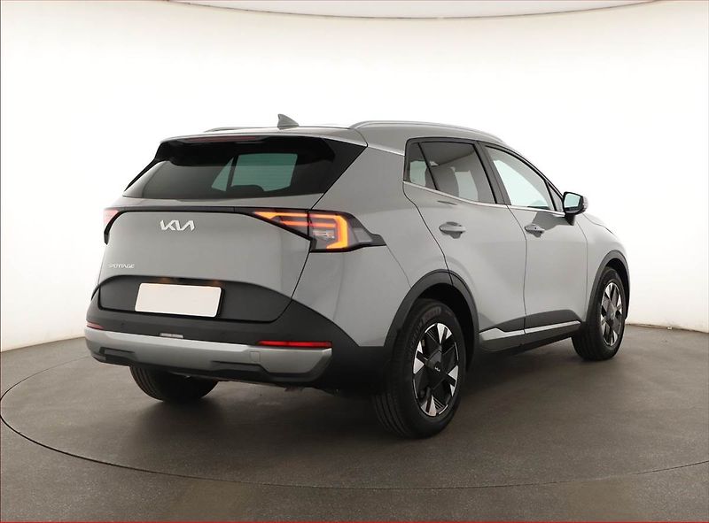 Kia Sportage (2025) 1.6 T-GDI, Exclusive, Navigace - fotka 5 z 24