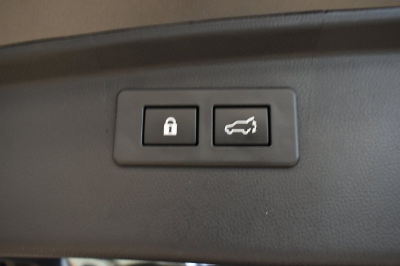 Subaru Outback 2.5i 4WD Field + tažné - fotka 22 z 22