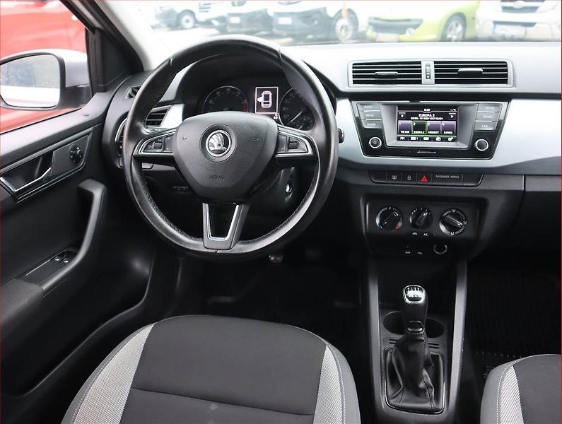 Škoda Fabia (2016) 1.2 TSI, Serv.kniha, Tempomat - fotka 7 z 18