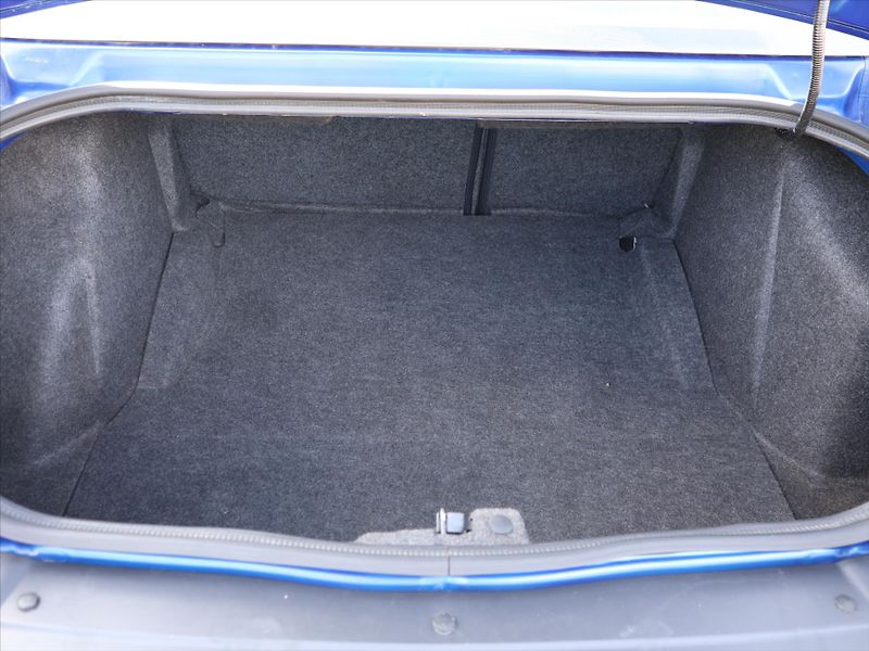Dodge Challenger 3,6 V6 227kW Automat SXT - fotka 10 z 31