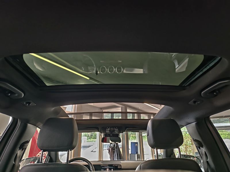 Mercedes-Benz GLB 220 d 140kW, A/T, 7 MÍST, DPH  - fotka 15 z 27