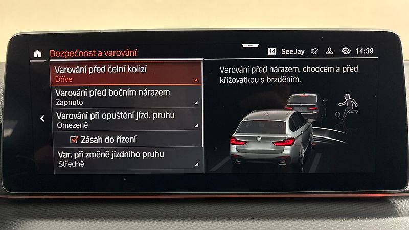 BMW Řada 5 540i AUT xDrive M-paket Tourin - fotka 27 z 34