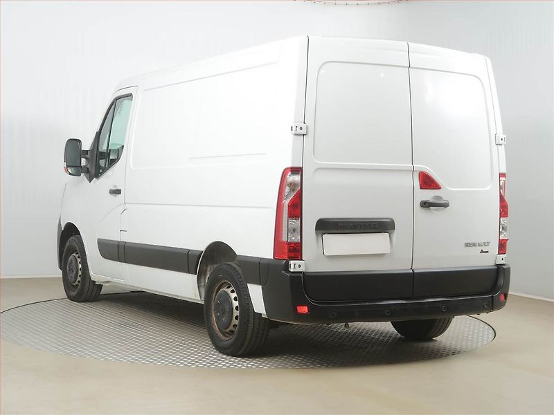 BMW Řada 3 (2017) 320 d xDrive, 4X4, Automat - fotka 4 z 17