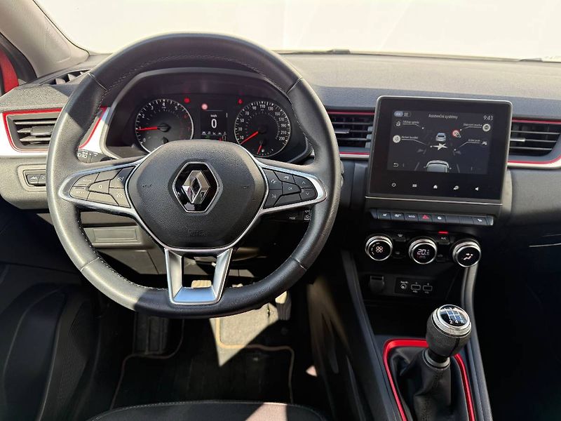 Renault Captur (2020) 1.0 TCe 74 kW Intens - fotka 5 z 23