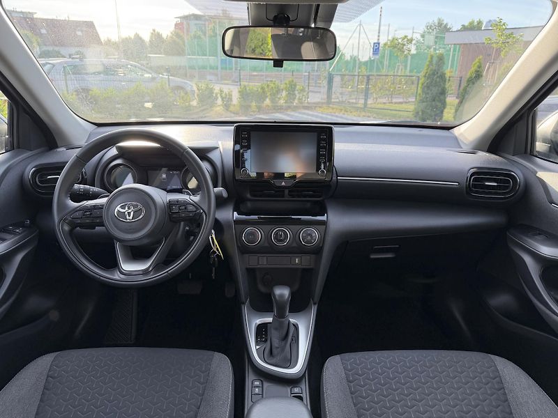 Toyota Yaris Cross (2024) 1.5 92 kw/automat/záruka - fotka 13 z 22