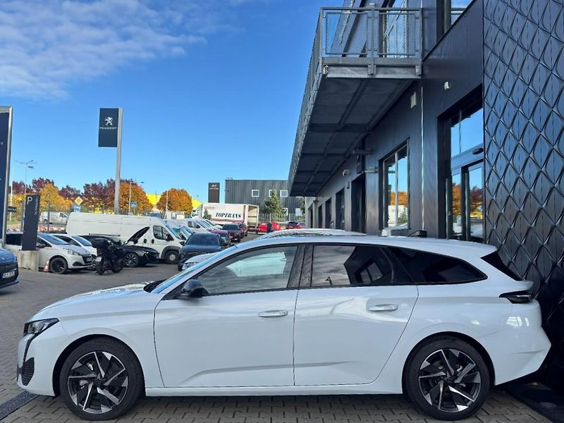 Peugeot 308 ALLURE 1.5 BlueHDi 96 kW - fotka 4 z 24
