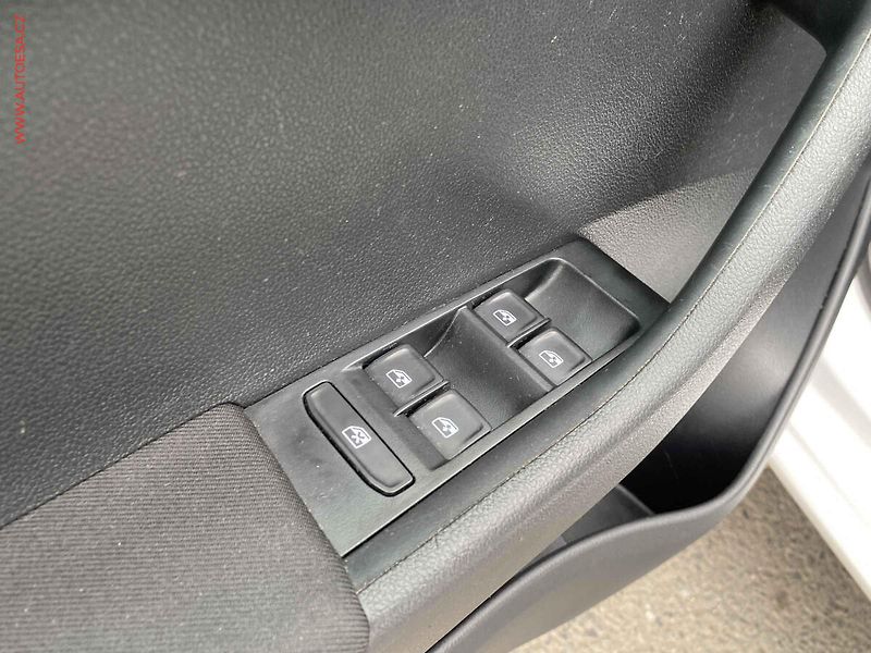 Škoda Fabia (2021) 1.0 TSi, 1.maj,ČR, Style - fotka 13 z 17