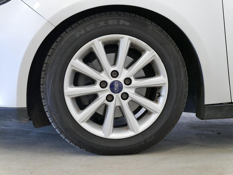 Ford Focus - fotka 10 z 24