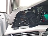 Volkswagen Golf (2022) LIFE 1.5 TSI / 96 kW M6 - náhled 16