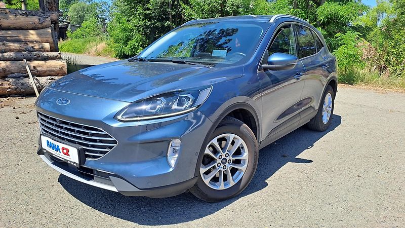 Ford Kuga 2.0 EcoBlue AWD Titanium X - fotka 1 z 33