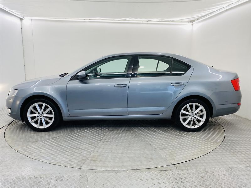 Škoda Octavia 1,2 TSI 77 kW Klima - fotka 3 z 24