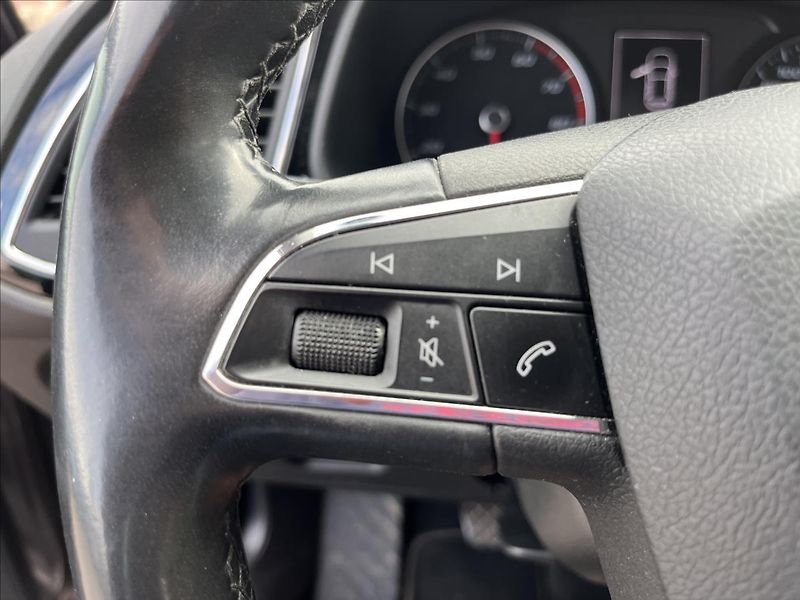 Seat Leon 1,4 TSi 92KW KLIMA ROZVODY - fotka 25 z 40