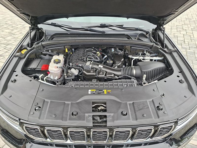 Jeep Grand Cherokee (2021) 3,6L V6 4x4 LIMITED, 6 míst - fotka 43 z 46