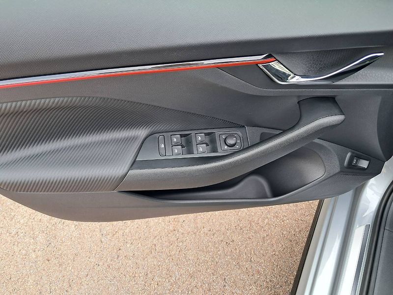 Škoda Kamiq (2026) Monte Carlo 1.0 TSI / 85 kW DS - fotka 14 z 25
