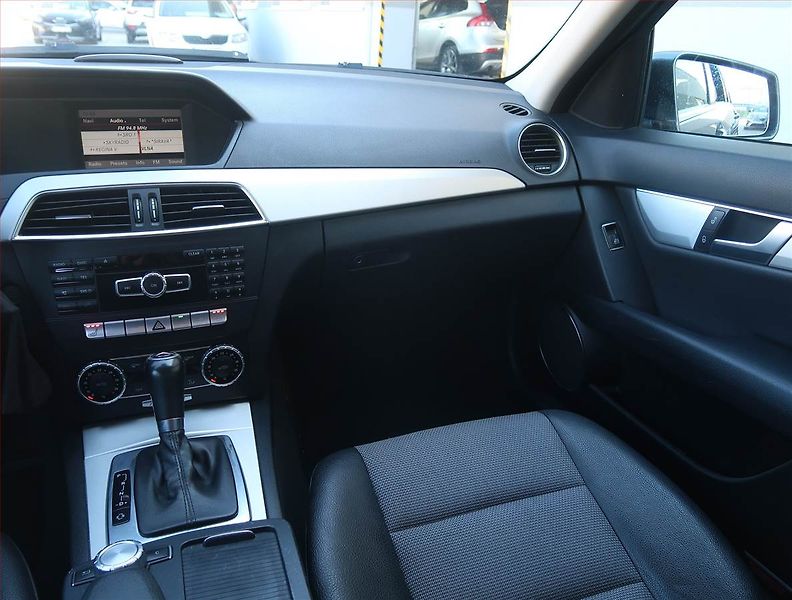 Mercedes-Benz Třídy C (2012) Avantgarde C 220 CDI, Automat - fotka 8 z 20
