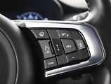 Jaguar E-Pace (2019) P300 AWD - náhled 19