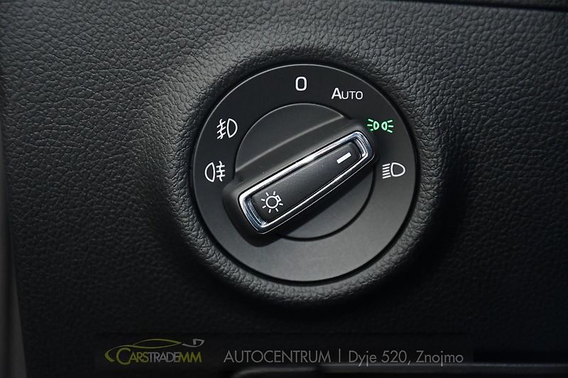 Škoda Superb 2,0TSi 206KW L&K K360 WEBASTO - fotka 26 z 61