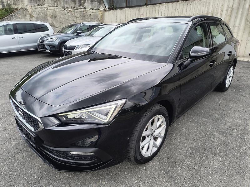 Seat Leon 1.0 eTSi AT 81KWNAVI/MATRIXLED - fotka 2 z 67