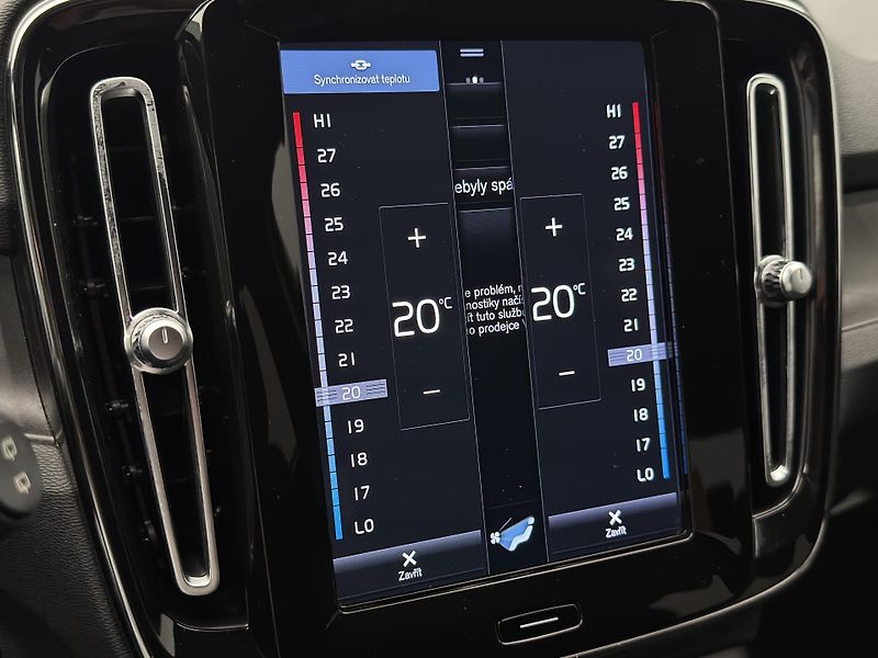 Volvo XC40 T5 RECHARGE CZ - fotka 37 z 48