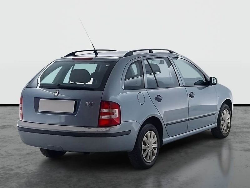 Škoda Fabia (2006) Ambiente 1.2 12V, Serv.kniha - fotka 5 z 13