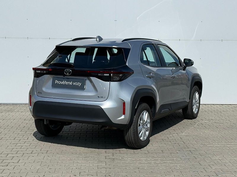 Toyota Yaris Cross 1.5 HSD e-CVT Comfort - fotka 2 z 26