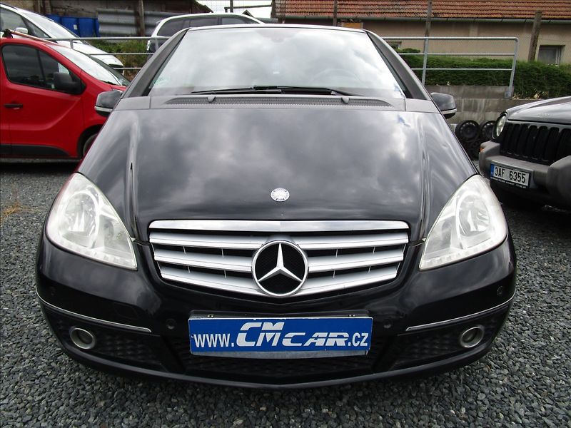 Mercedes-Benz Třídy A A160,  Klima - fotka 2 z 39