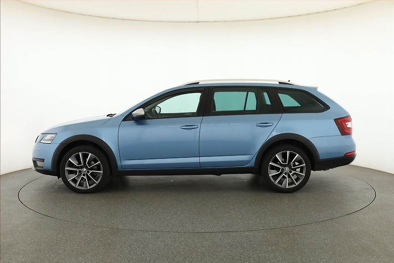 Škoda Octavia (2019) Scout 2.0 TDI, 4X4, Automat - fotka 3 z 21