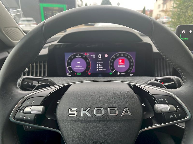Škoda Superb (2025) 1.5 TSI 110kW Selection DSG - fotka 16 z 29