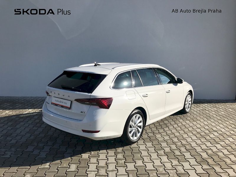 Škoda Octavia (2024) COM M-HEV STY PLUS TS110/1.5A7 - fotka 2 z 27