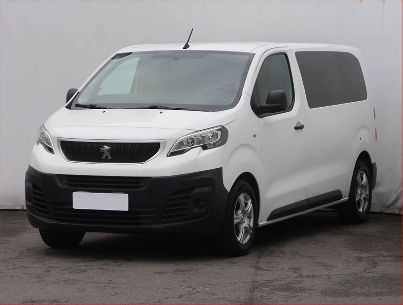 Peugeot Expert (2018) 1.6 BlueHDi, Bus, 6Míst, ČR - fotka 2 z 16