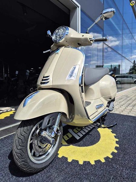 Vespa GTS 125 (2026) E5+ - fotka 10 z 39