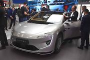 Nový sedan zatím neznámé činské značky Avatr, která využívá technologie koncernů Changan, CATL a Huawei.