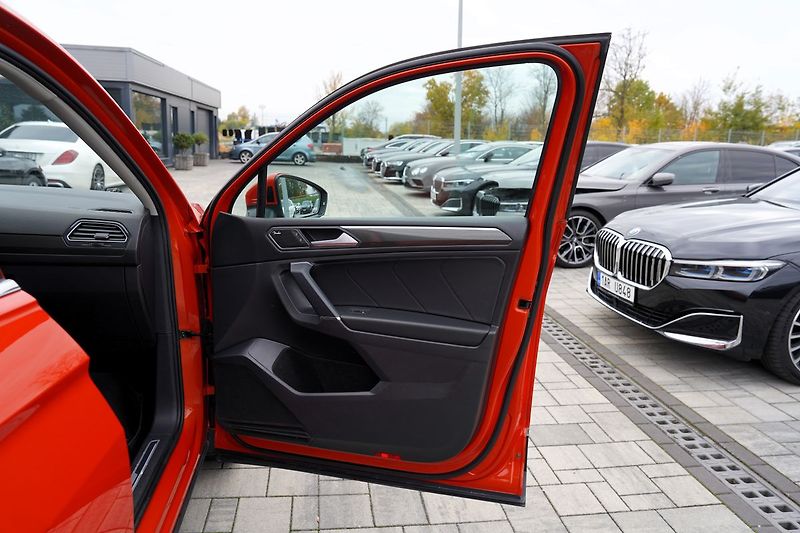 Volkswagen Tiguan Allspace 2.0 TSI 4Motion/DSG/Highline - fotka 26 z 48