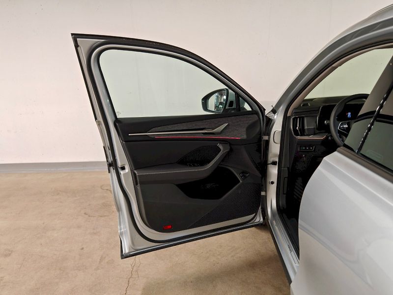 Škoda Kodiaq (2024) iV 1.5 TSI 150 kW DSG Exclusiv - fotka 23 z 33