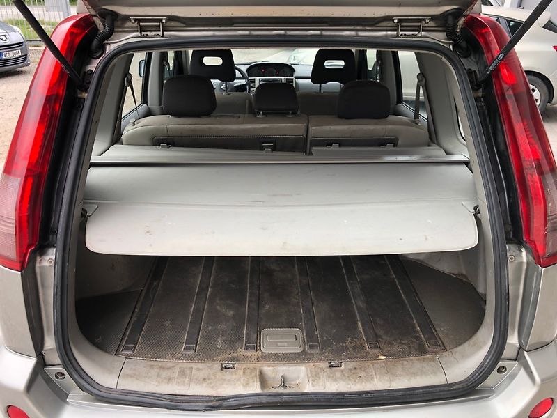 Nissan X-Trail (2005) 2.2 DCi 4x4 - fotka 21 z 24