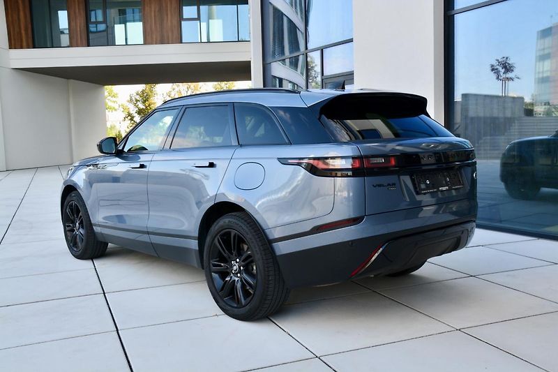 Land Rover Range Rover Velar (2022) P400e Plug in Hybrid 4x4 - fotka 23 z 67