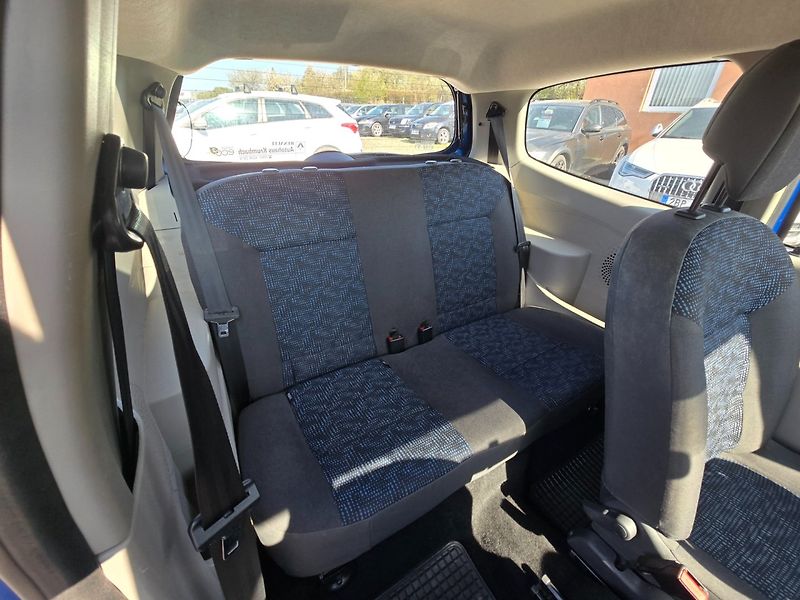 Renault Twingo (2007) 1.2 43KW klima - fotka 18 z 20