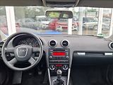 Audi A3 1,6 MPI SPORTBACK AUTOAC PANO - náhled 20