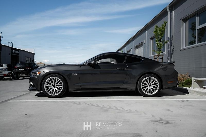 Ford Mustang (2018) Mustang 5.0 V8 GT 310kW - fotka 6 z 43