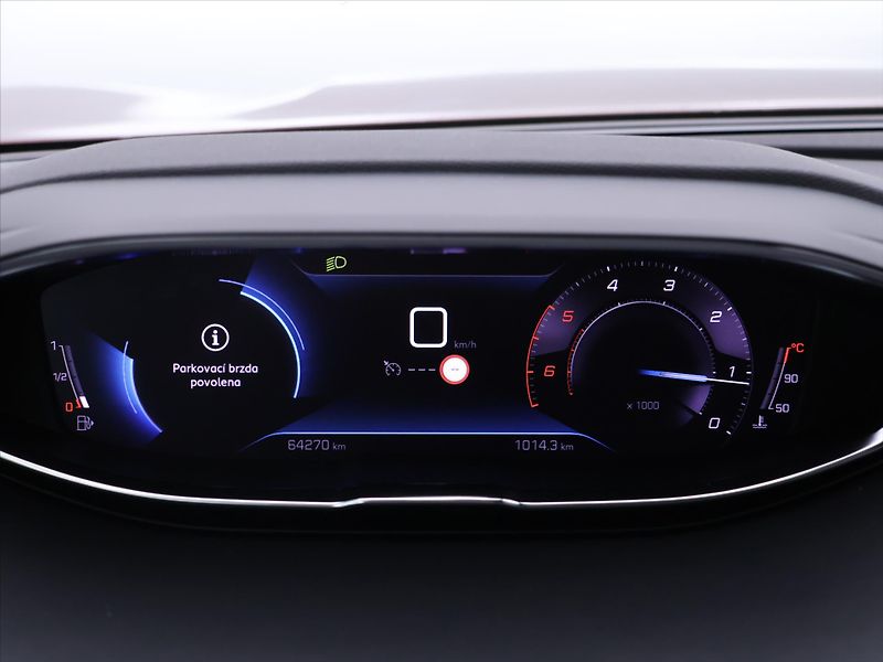Peugeot 5008 1,5 HDI 96kW Allure 7-Míst DPH - fotka 18 z 36