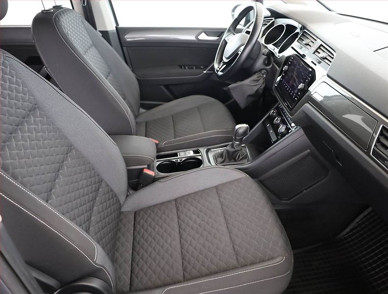 Volkswagen Touran (2018) 2.0 TDI, Automat, 7 míst - fotka 7 z 19