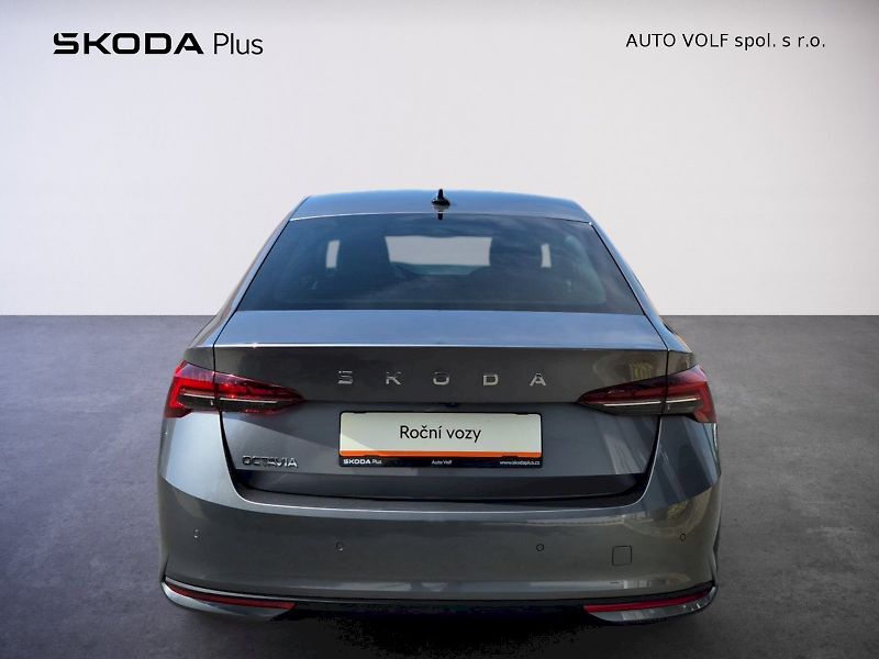 Škoda Octavia (2025) Selection 1,5 TSI 110 kW 6°man - fotka 9 z 40