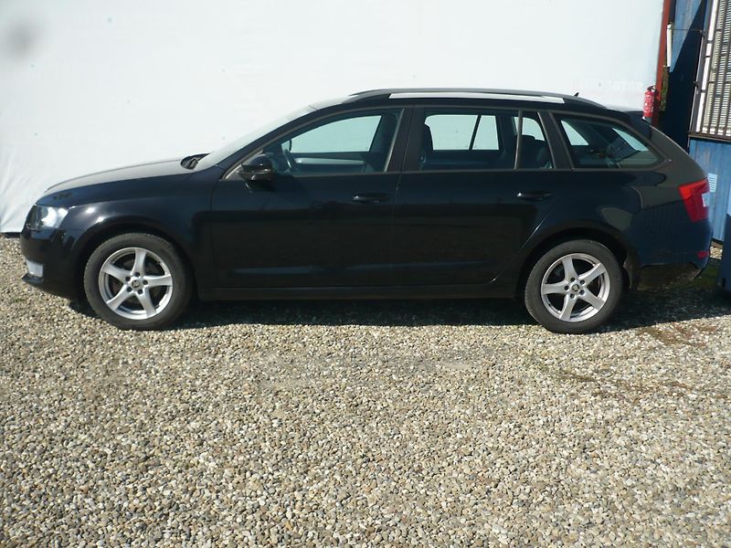 Škoda Octavia 2.0TDI 110Kw Serviska Manuál - fotka 4 z 29