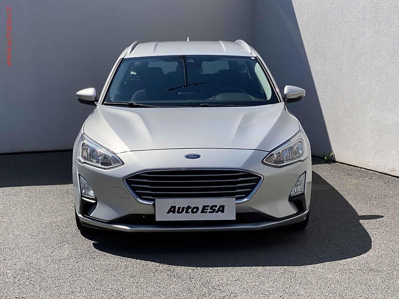 Ford Focus (2018) 1.5 TDCi, AC, navi, park - fotka 2 z 19