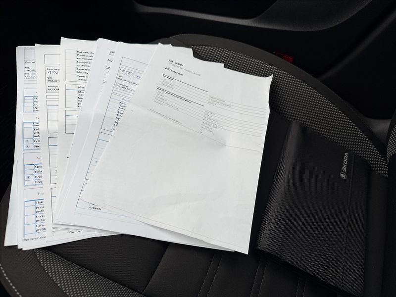 Škoda Octavia 2,0 TDI 110kW 6KVALT - fotka 18 z 32