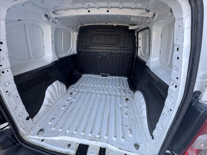 Peugeot Partner 1,5 HDI, 1.Maj, DPH - fotka 9 z 17